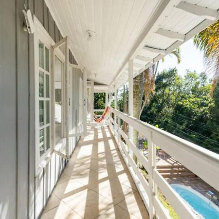 Gray House - Com Piscina Pertinho Do Mar! Villa Palhoca ภายนอก รูปภาพ